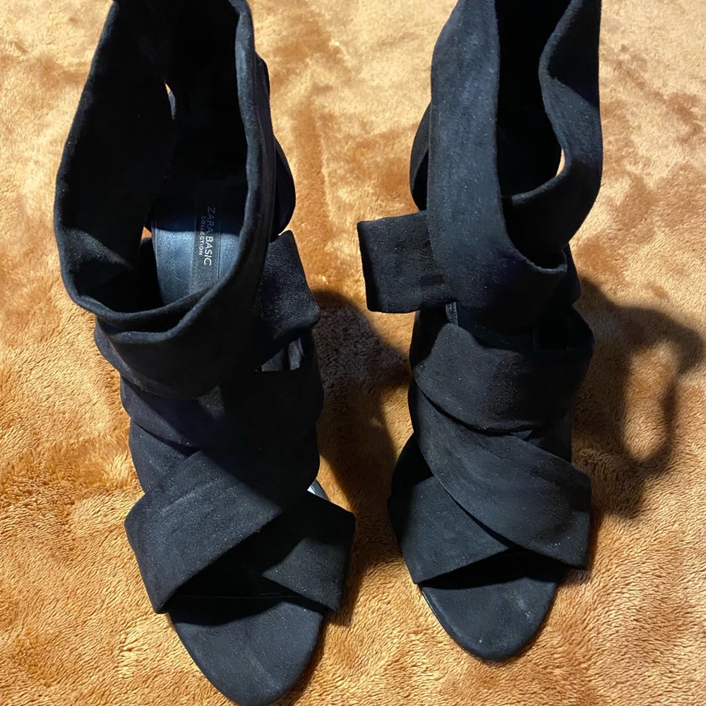 Zara Basic Collection Black Strappy Heels Size 39 - image 2